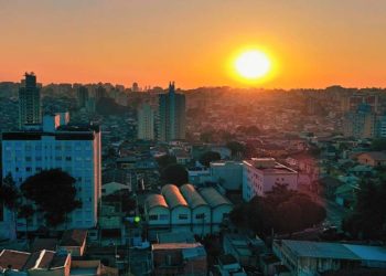 Horário de verão tem apoio de 54,9% da população, diz estudo