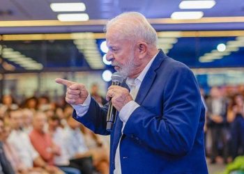 Alguém que pratica assédio não vai ficar no governo, diz Lula sobre denúncias contra Silvio Almeida