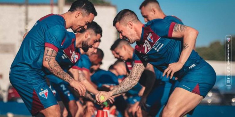 Fortaleza deve entrar com time alternativo contra o Bahia neste sábado