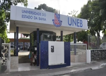 Universidade baiana oferece vagas gratuitas para curso de Libras