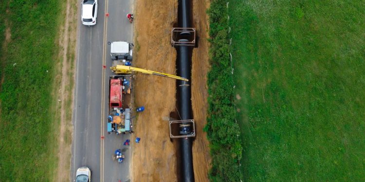 Embasa inicia testes na nova adutora de água na região de Feira de Santana nesta quarta-feira (16)