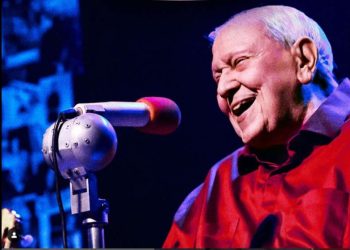 Humorista Ary Toledo morre aos 87 anos