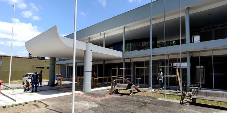 Reforma e ampliação da Biblioteca Municipal Arnold Silva avança em nova etapa