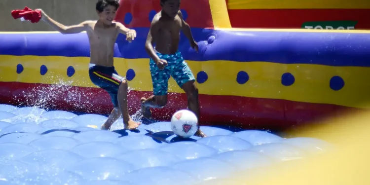 Dia das Crianças deve injetar R$ 9,35 bilhões no comércio, diz CNC