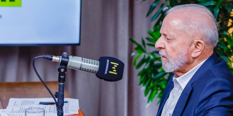 Lula diz que governo prepara PEC para combater o crime organizado e criar um tipo de SUS da segurança pública