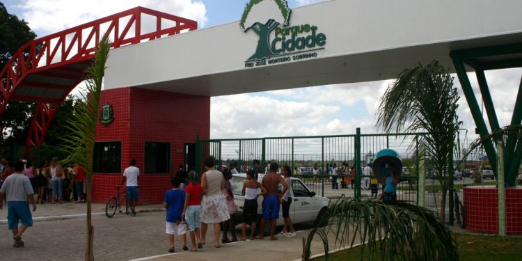 Parques da Cidade e da Lagoa estarão fechados neste domingo