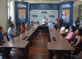 Mais oito professores são empossados na rede municipal