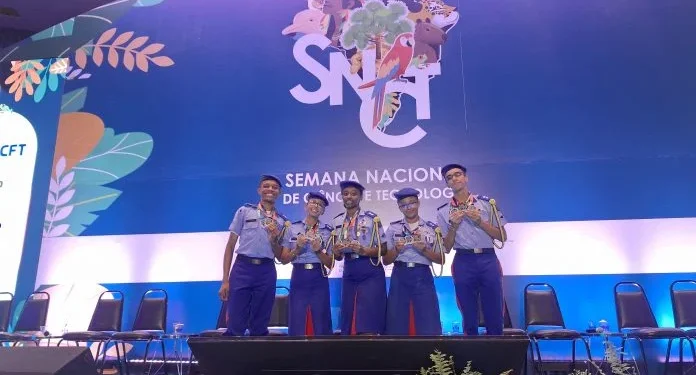 Estudantes baianos descobrem asteroides e são premiados pela Nasa