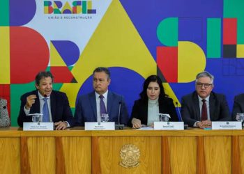 Pacote de corte de gastos prevê economia de R$ 327 bi em cinco anos