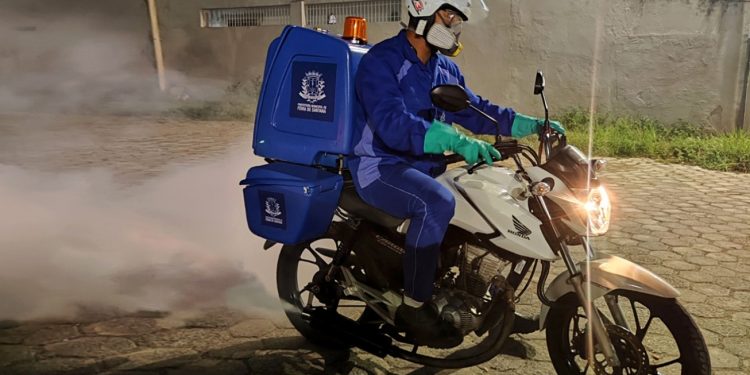 Casos de dengue caem 42% em Feira de Santana em um mês, mas alerta continua