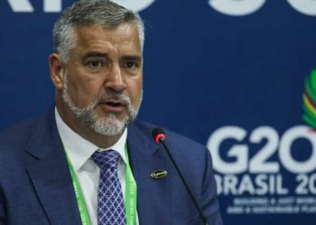 Brasil sai fortalecido no ambiente internacional, diz ministro