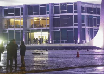 PF fará reconstituição de cenário como na investigação do 8 de janeiro