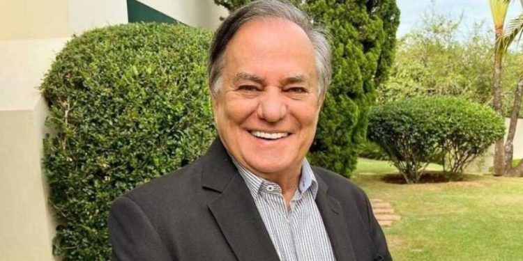 Ronnie Von sofre acidente doméstico e cancela participação no Teleton