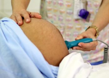 Testes de gravidez: Saúde libera R$ 6,3 milhões para compra de kits