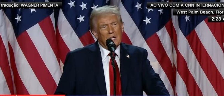 Trump discursa em tom de vitória durante evento nesta madrugada na Flórida