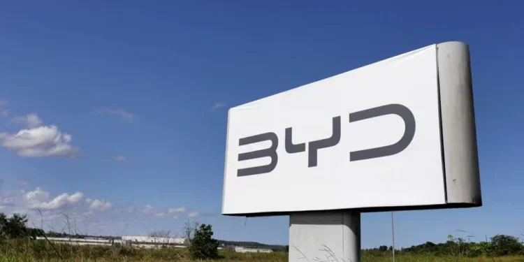 MPT investiga condições de saúde e segurança do trabalho na BYD em Camaçari