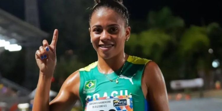 Baiana conquista terceiro lugar na corrida São Silvestre