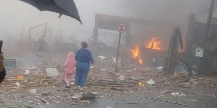 Avião cai no centro de Gramado na manhã deste domingo (22)