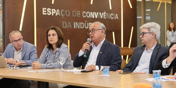 Indústria baiana deve crescer em ritmo mais lento em 2025