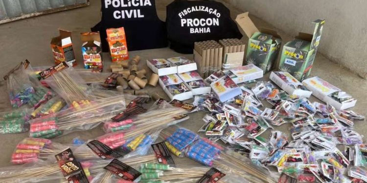 Quase 240 mil fogos de artifício clandestinos são apreendidos na Bahia a quatro dias do réveillon