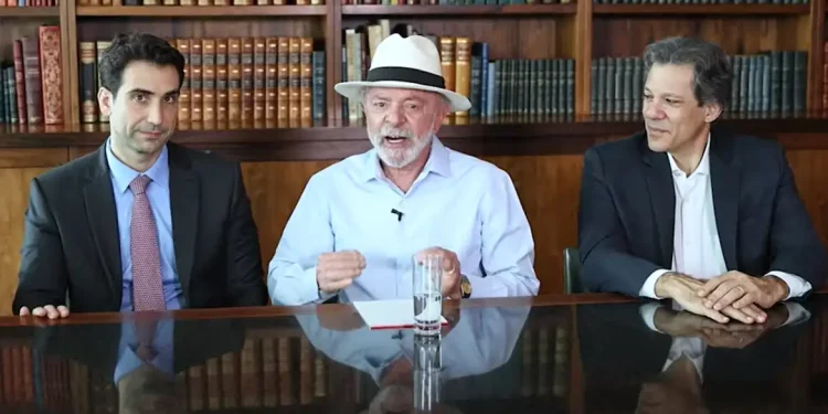 Lula diz que governo não vai interferir em nova gestão do BC