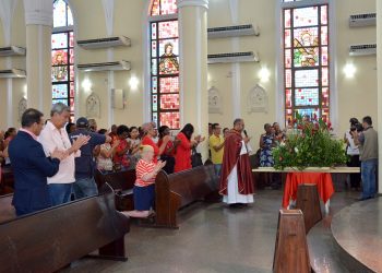 Fé e tradição marcam celebrações em homenagem a Santa Bárbara em Feira de Santana