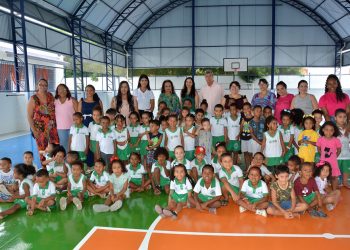 Prefeitura de Feira inaugura mais três equipamentos esportivos em escolas