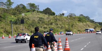 PRF divulga balanço da Operação Natal 2024 e o lançamento da Operação Ano Novo na Bahia