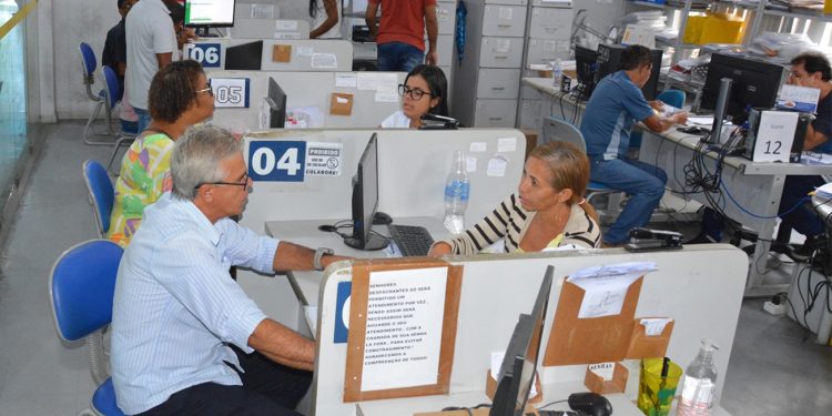 Prefeito Colbert Filho assina decreto que valoriza fiscais tributários e estimula arrecadação