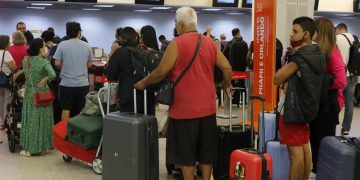 Golpe: criminosos usam sites e perfis falsos do programa Voa Brasil para roubar dados pessoais