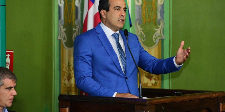 Bruno Reis é empossado para segundo mandato como prefeito de Salvador