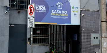 Casa do Trabalhador funciona nesta sexta das 8h às 13h