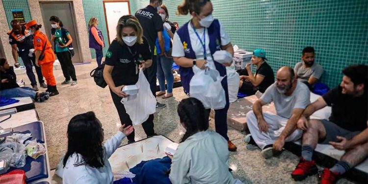 Voo da FAB com brasileiros deportados dos EUA chega a Minas Gerais