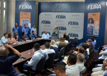 José Ronaldo fala sobre economia de recursos para investir em obras e serviços