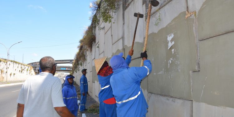Sesp promove manutenção e limpeza do Complexo Viário Miraldo Gomes