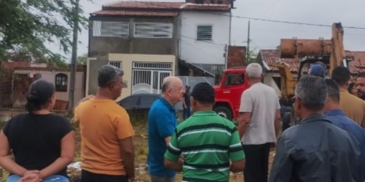 Prefeitura de Feira vai revitalizar praça de Jaíba