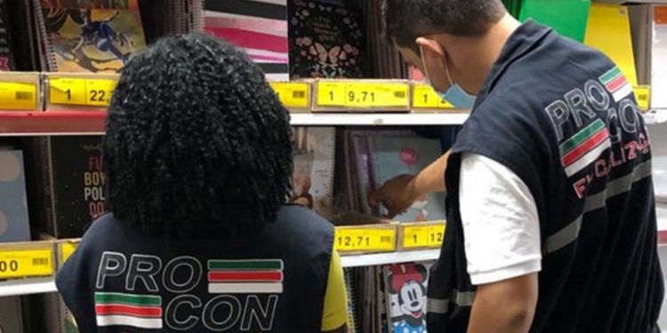 Pesquisa do Procon aponta variação de quase 200% no preço do material escolar