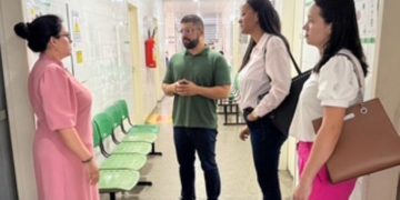 Secretário Rodrigo Matos inicia ciclo de visitas a unidades de saúde