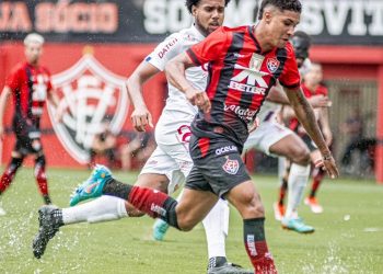 Vitória empata com o Barcelona de Ilhéus na abertura do Campeonato Baiano