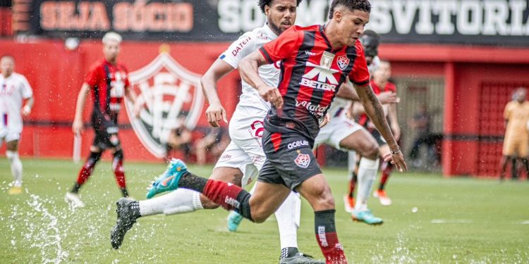 Vitória empata com o Barcelona de Ilhéus na abertura do Campeonato Baiano