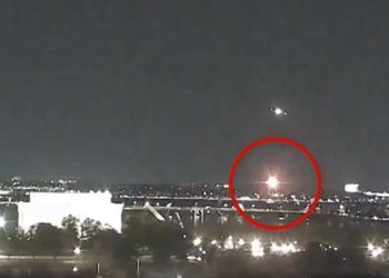 Tragédia aérea nos EUA: chance de encontrar sobreviventes é baixa