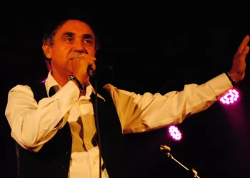 Morre, aos 69 anos, o cantor e compositor feirense Carlos Pitta
