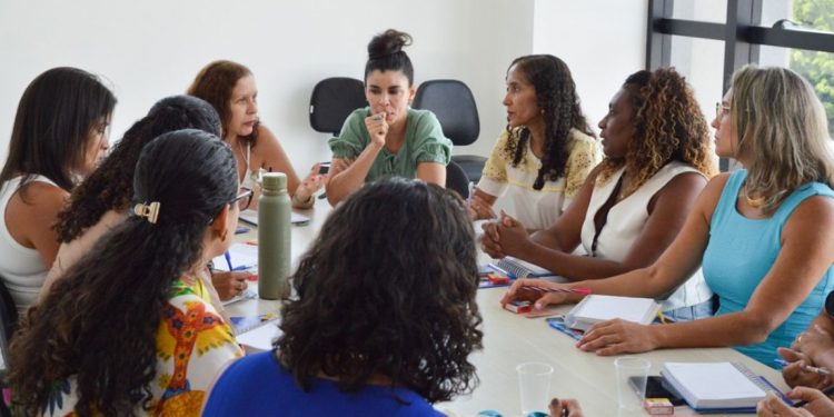 Secretaria de Educação recebe visita técnica do programa Educar para Valer para planejar ações de 2025