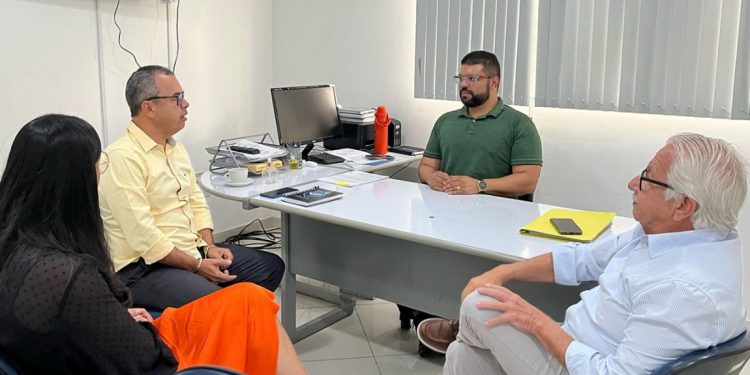 Secretários de Saúde e Cultura se reúnem para discutir a Micareta