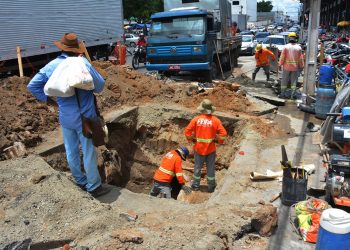 SOMA realiza obras de drenagem no entorno da Praça do Tropeiro