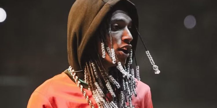 BA proíbe contratação de artistas que façam apologia ao crime há 10 anos