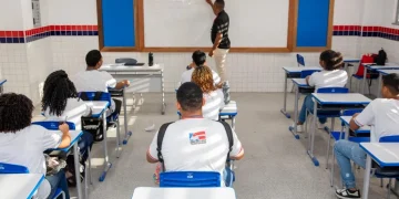 Mais 82 candidatos aprovados na seleção de professores da Educação Básica são convocados