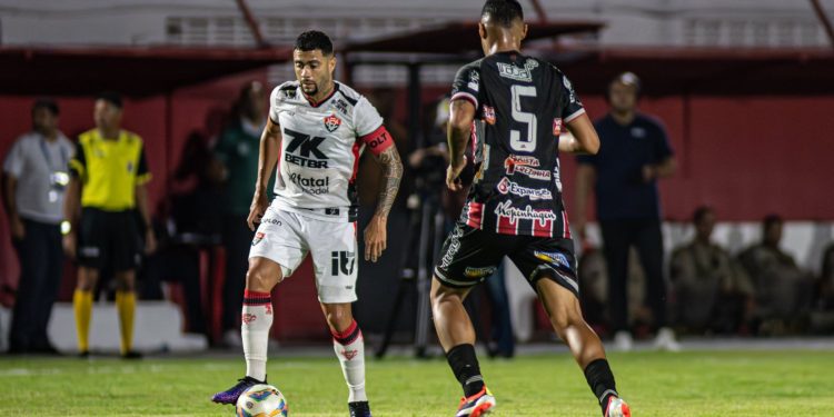Vitória bate o Atlético de Alagoinhas no Carneirão pelo Campeonato Baiano