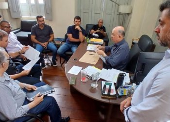 José Ronaldo assina contrato para construção de 600 unidades do Minha Casa, Minha Vida