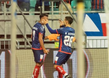 Bahia brilha na Fonte Nova, vence Ceará e garante vaga antecipada no Nordestão